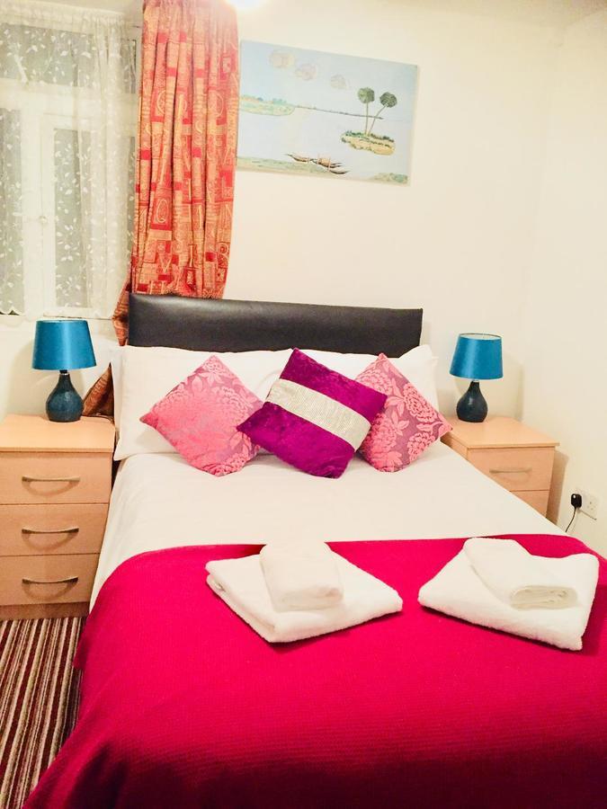 Metro House Star Accommodation ロンドン エクステリア 写真