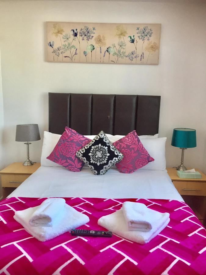 Metro House Star Accommodation ロンドン エクステリア 写真