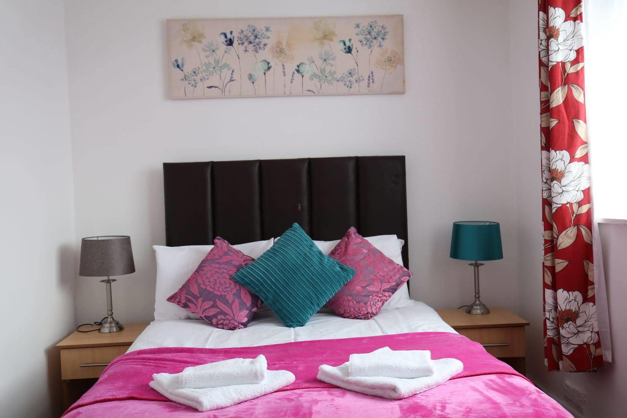 Metro House Star Accommodation ロンドン エクステリア 写真