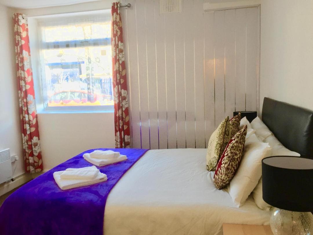 Metro House Star Accommodation ロンドン エクステリア 写真